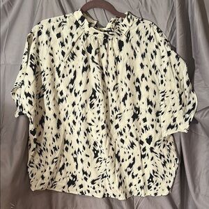 SHEIN Cream Boxy Blouse with Mandarin Collar